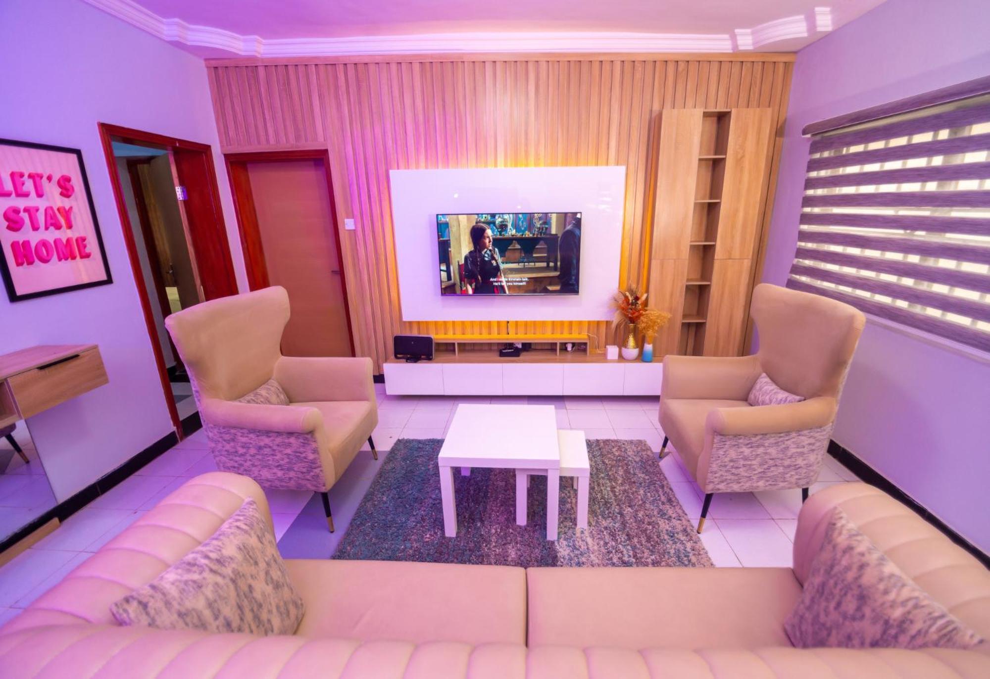 Palm Heights Apartments - Omole Phase 1, Ikeja Buitenkant foto